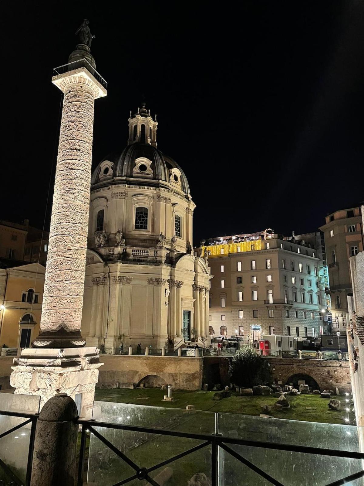 New Near Center Sleeps 4 Roma